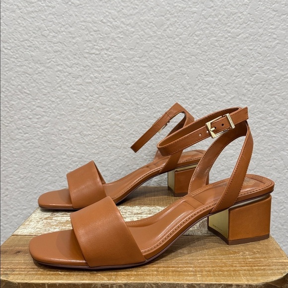 Vince Camuto Acaylee Leather Heel Sandals Size 11 Wide - Picture 5 of 8